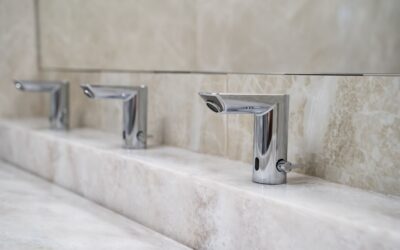 The Buyer’s Guide to Hands-Free Commercial Faucets